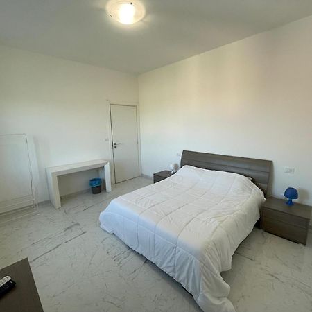 Attico Marsiglie Hotel Casal Fiumanese Eksteriør billede
